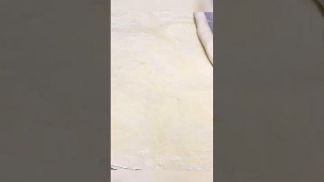 ХРУСТЯЩАЯ СЛОИСТАЯ САМСА #чебурек #чудолепешки #выпечка #едимвкусно #самса #самсаслоеная смотреть онлайн