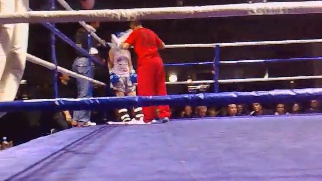 Round1&2:Kyra Oosting vs Amber Koenders смотреть онлайн