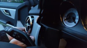 Как снять приборку Мерседес GLK W204.How to remove the dashboard MB W204 GLK