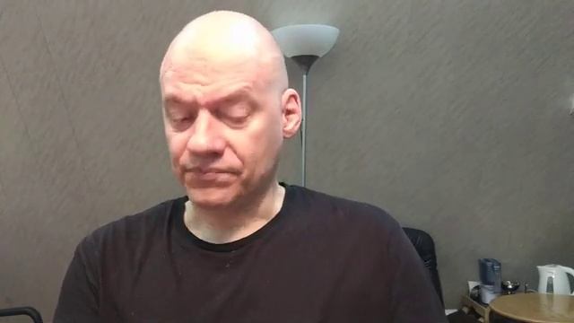 Женщина-как триггер инициации мужчины. Феминизм-двигатель торговли.