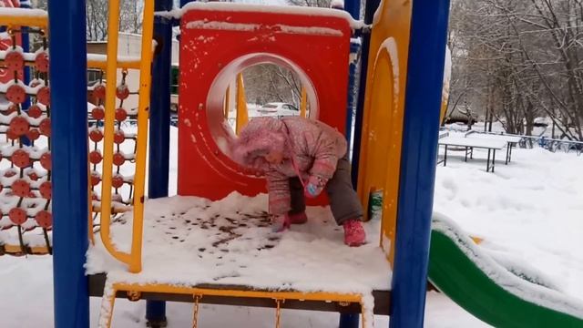 Гуляем на ватрушке смотреть онлайн