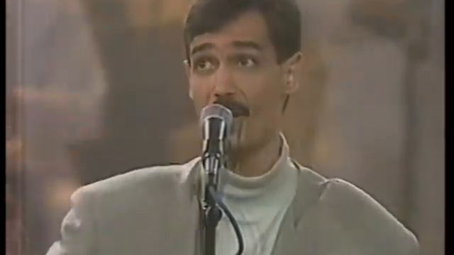 Eddie Santiago - Tu Me Haces Falta смотреть онлайн