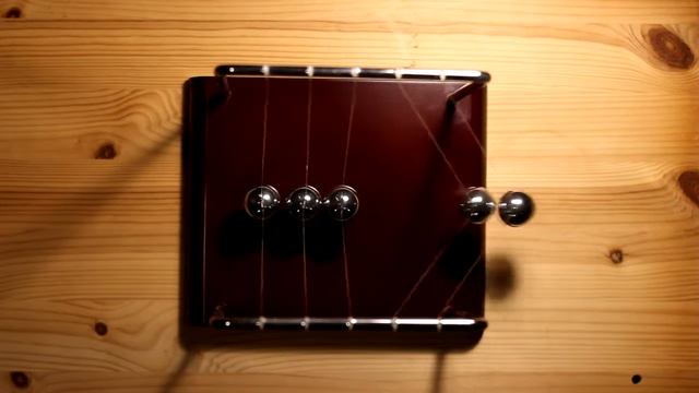 Newton's Cradle / Колыбель Ньютона смотреть онлайн
