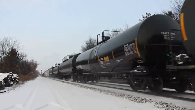 Neat Lashup on This CSX Manifest in Batavia, NY 2-8-18 смотреть онлайн
