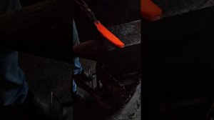 ковка клинка острым бойком
