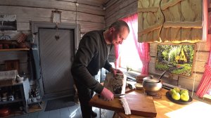 РЕЦЕПТ ПРАБАБУШКИ, САЛО ПРОЛЕЖАЛО ПОЛГОДА. ЖИЗНЬ в ГЛУХОЙ ВЫМИРАЮЩЕЙ ДЕРЕВНЕ. №340