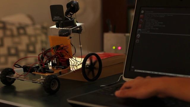 Remote Controlled "Rover" -- Controller смотреть онлайн