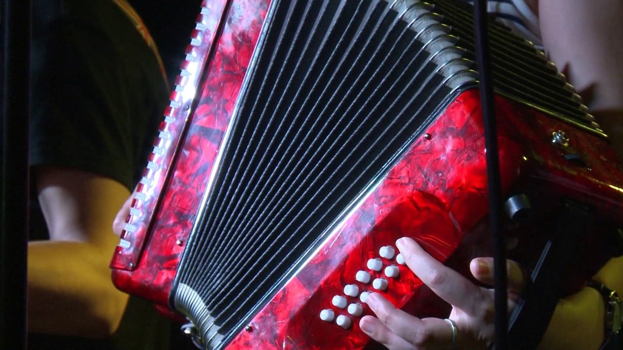 Doodle - Мужик (live) смотреть онлайн
