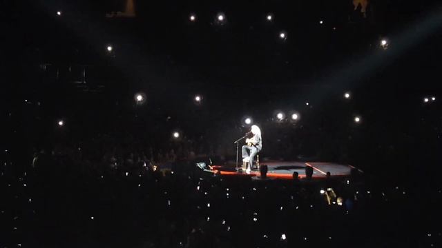 Queen+Adam Lambert - Special song for Budapest смотреть онлайн