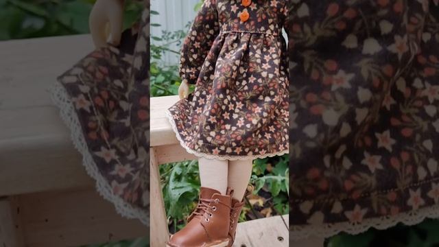 Теплое платье из фланели для кукол Ruby Red Fashion Friends