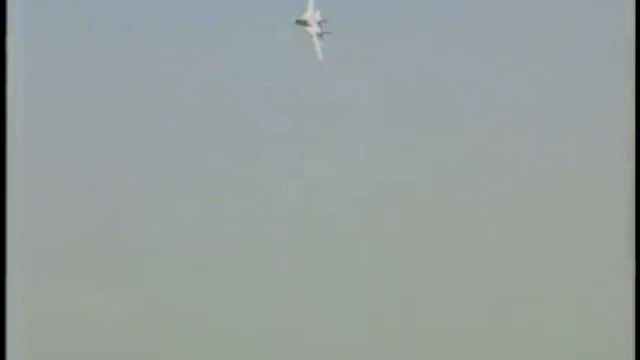 Hottest F-14 Tomcat Minimum Radius Turn / VF-124 Gunfighters / Abbotsford 1986 смотреть онлайн
