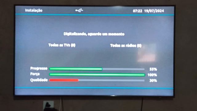 Vivensis Vx10:D2/C4 KU (70W) e Intelsat 11(43 w) no mesmo receptor. смотреть онлайн