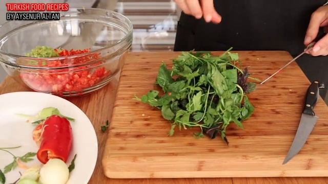 How To Make Turkish Ezme Salad (Vegan Food) смотреть онлайн