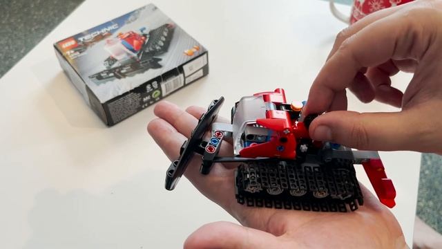 LEGO TECHNIC СНЕГОУБОРЩИК смотреть онлайн