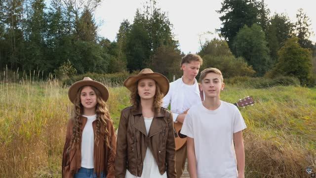 Это любовь - Божья любовь смотреть онлайн