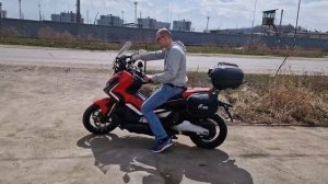 Макси скутер Хонда X ADV 750