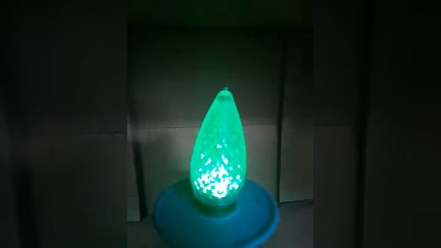 c9 led bulb color changing red-green смотреть онлайн