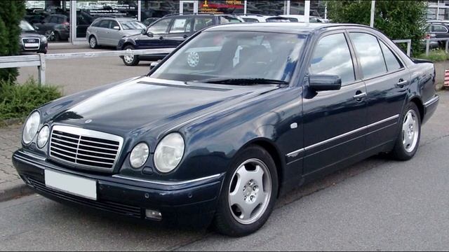 The Evolution of the Mercedes Benz E-Class смотреть онлайн