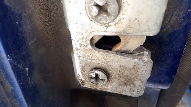 плохо открываются закрываются двери на автомобиле ВАЗ 2109 2110 2111 2112 2113 2114 2115