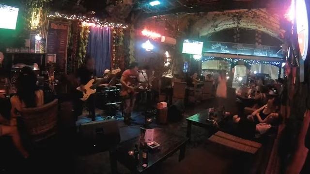 AC/DC-whotta lotta rossi . F R E E M A N (cover) смотреть онлайн