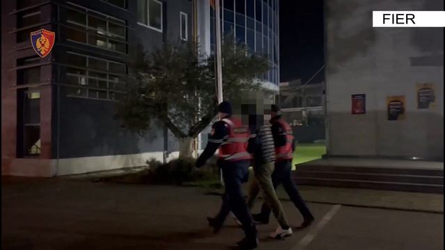Doza të forta kokaine gati për shitje, arrestohet i riu në Fier | ABC News Albania смотреть онлайн