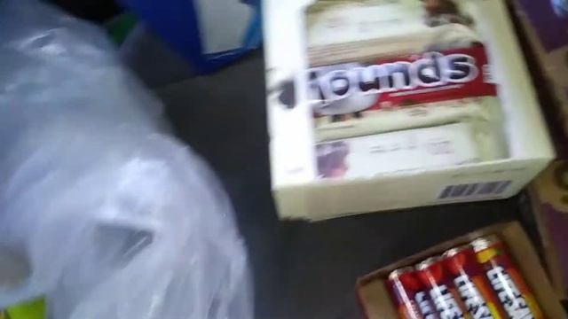 Nice dumpster diving haul in the morning. Quick! смотреть онлайн