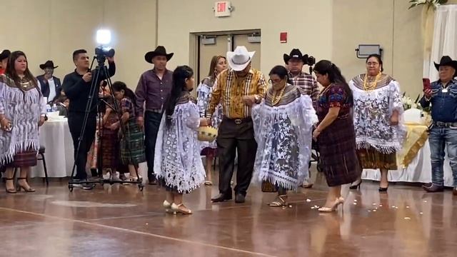 Cumpleaños de Doña Sebastián Mateo en Grand Island Ne San Pedro Soloma смотреть онлайн