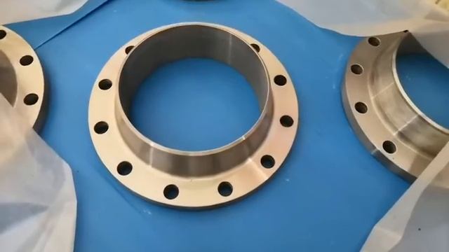 Ansi B16 5 300 Lbs Wnrf Ss316l 4 Inch Ansi 300 Wn Sch 40 Flange смотреть онлайн