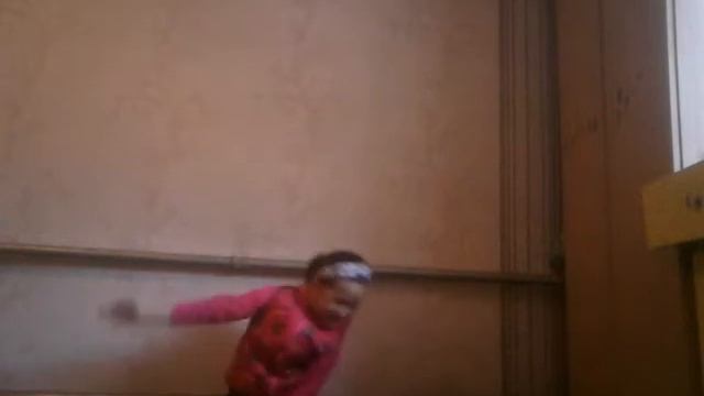 как научиться шпагат и мостик 😉