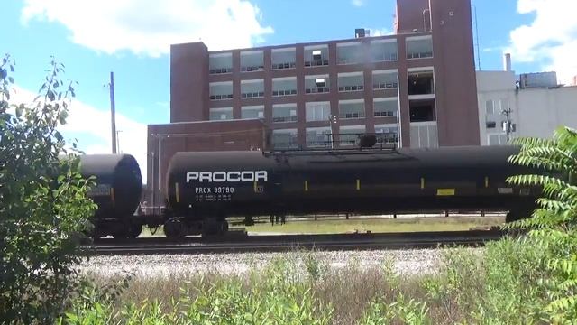 A Eastbound Manifest Lead By CN 2306 And CN 8840{9/4/20}Battle Creek Michigan смотреть онлайн