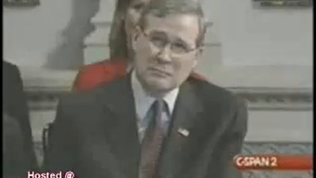 Неудачное выступление, заикание Буш.flv смотреть онлайн