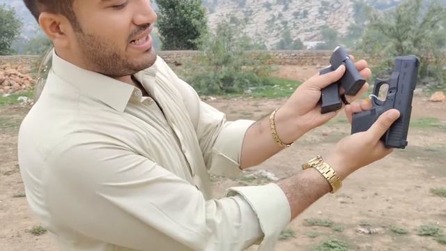 GLOCK 26 Gen 4 Review Does GLOCK 26 fire 10 round capacity in a single magazine ? informative vide смотреть онлайн