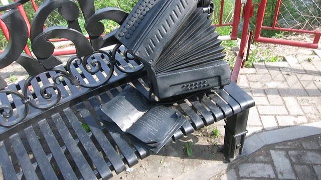 22.05.2023. Россия. Вологда. Скамейка: Посидим. Поокаем смотреть онлайн