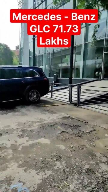 Mercedes Benz GLS Vs BMW X7 Usse Lambi Hai Yr #short #mercedesbenz #informative #knowledge #amg