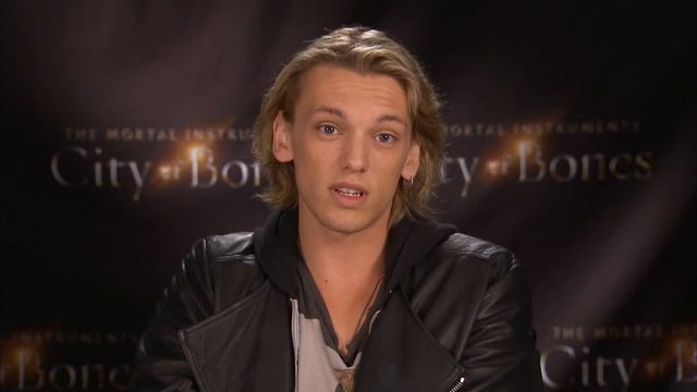 Jamie Campbell Bower on The Mortal Instruments: City of Bones смотреть онлайн