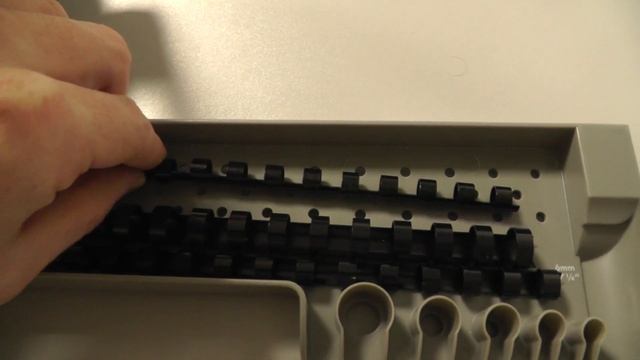 How to use Fellowes Star 150 Manual Comb Binding Machine смотреть онлайн