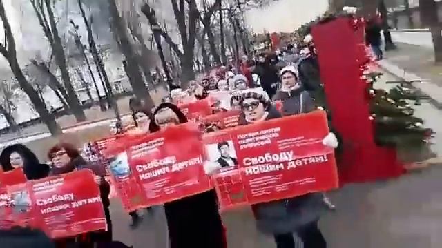 Матери против политических репрессий. Москва. 19.01.20. смотреть онлайн