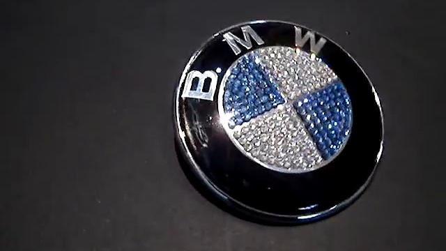 BMW bonnet or boot badge emblem with swarovski crystal - sevenCrystal.com смотреть онлайн
