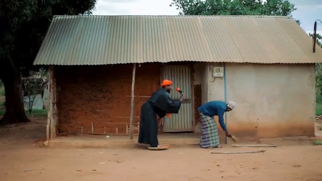 MWENYE NYUMBA MCHAWI (FULL MOVIE) MWAKATOBE смотреть онлайн