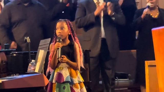 Singing Higher Mountain at Church for Black History Month смотреть онлайн