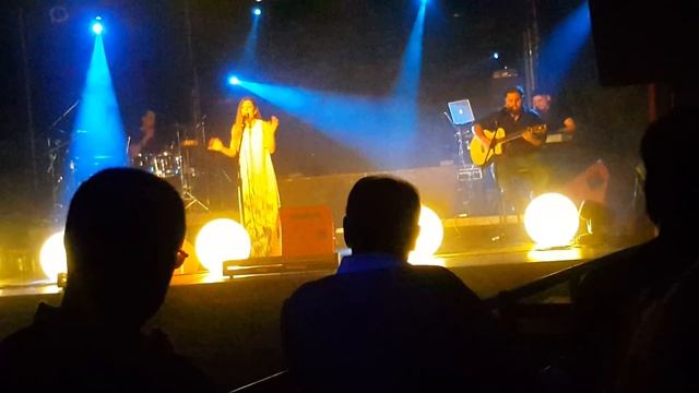 Ana Magiar Abbey Road 4-12-2015 смотреть онлайн