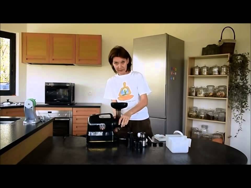 Горизонтальная шнековая соковыжималка Tribest Solo Star 3 смотреть онлайн