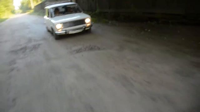 мы обгоняем двуху