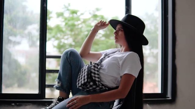 Sony a6500 + Sigma 30 mm 1.4 Videoclip Casual смотреть онлайн