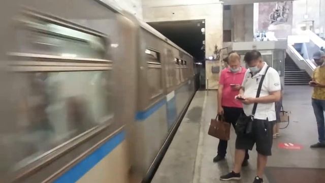81-740/741.1 Русич На станции Партизанская смотреть онлайн
