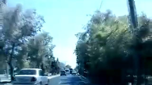 О нюансах городского дорожного движения! смотреть онлайн