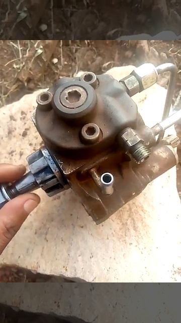 Ultimate Guide to Understanding Toyota Hilux D4D Fuel Pump Solenoid and Sensor смотреть онлайн