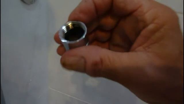 How to fit a simple device to save water, when using the shower. смотреть онлайн