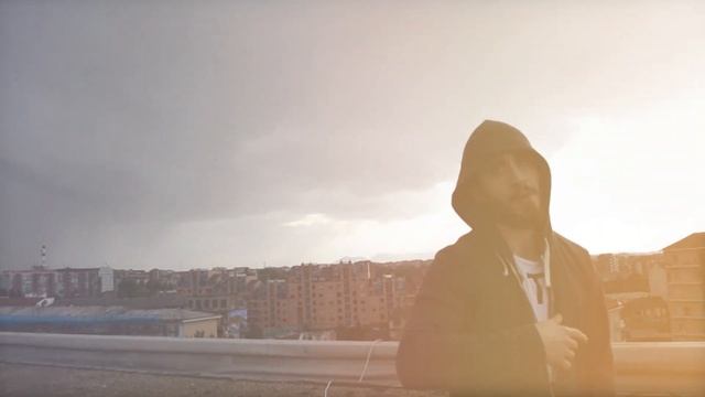 Luca Pain Feat. E.Fagà e S.Zarino • BICIPITI (WeAreCementoArmato) смотреть онлайн