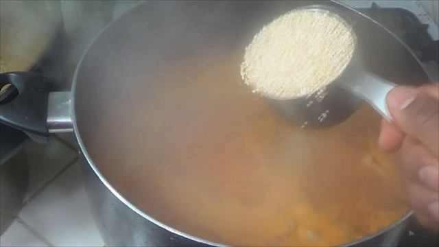 Quinoa aguado con pollo смотреть онлайн